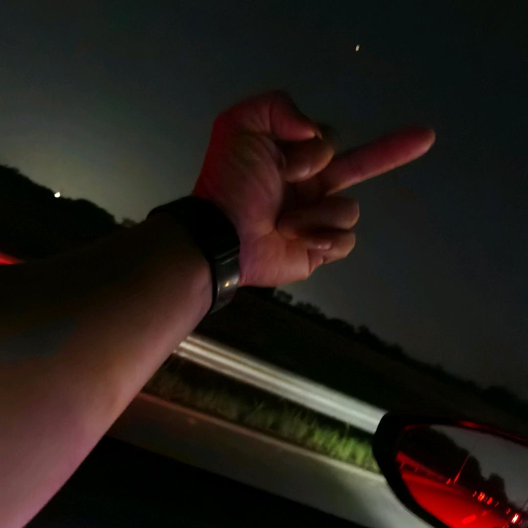 雨·消融血肉骸骨 风·吹动三魂七魄