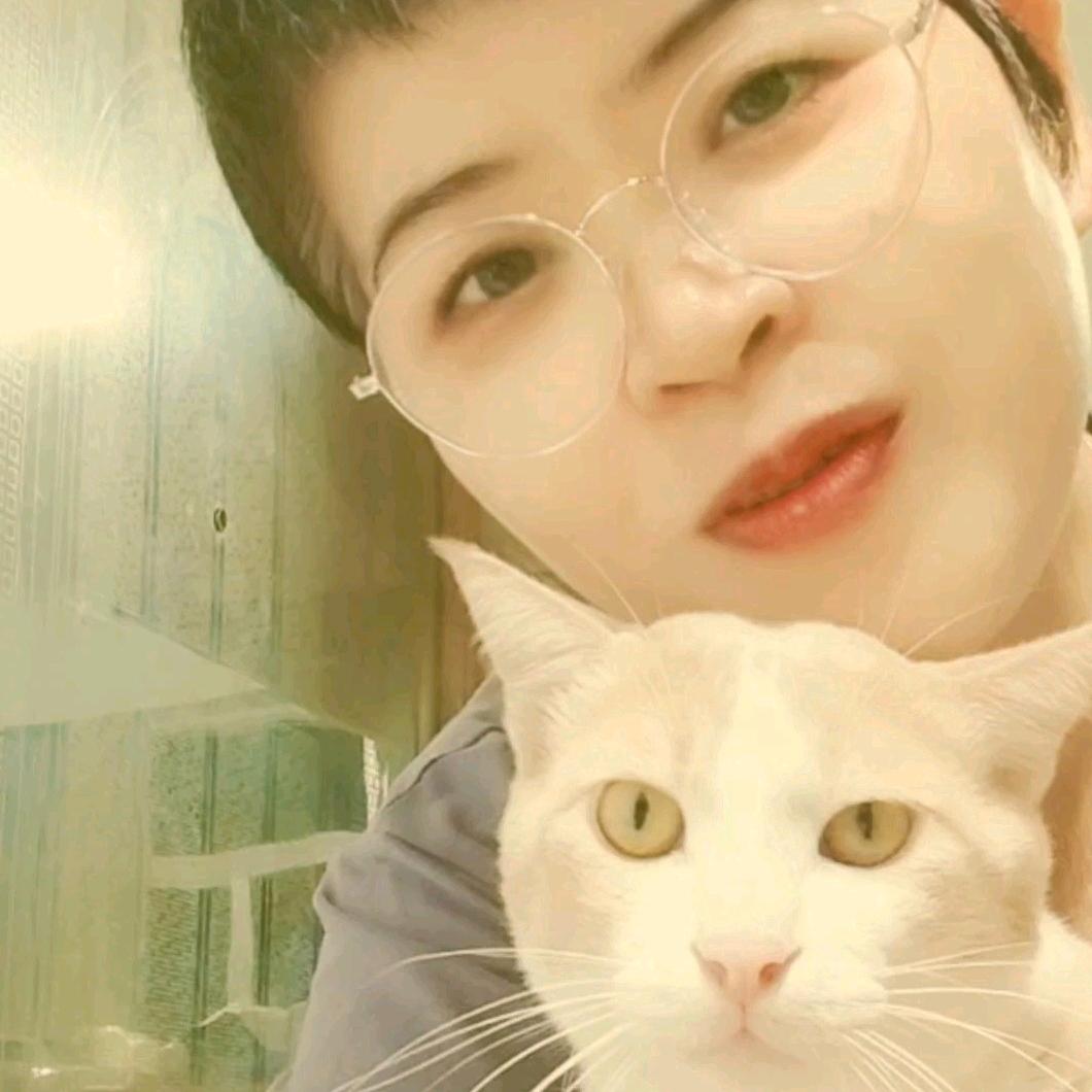 爱吃肥肥百香果