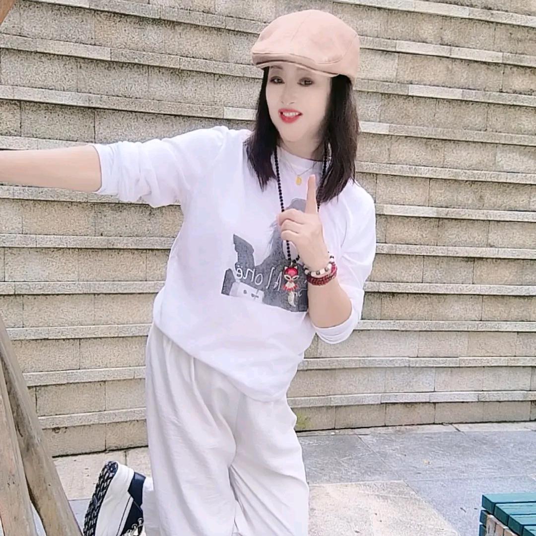 淡淡花香<拒绝私聊>