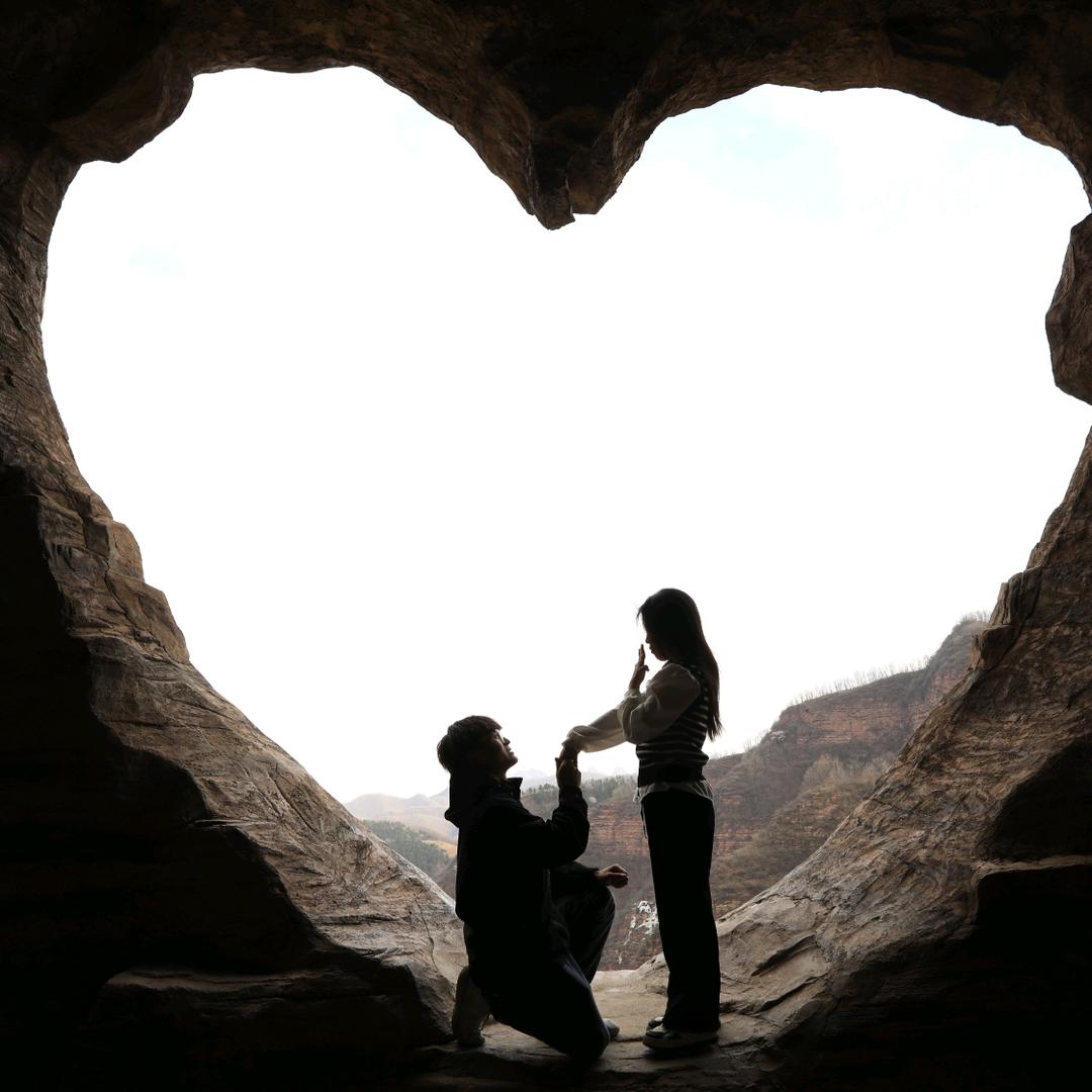 ⎳ℴ♡⎷ ℯ& 𝓹𝓮𝓪𝓬𝓮…