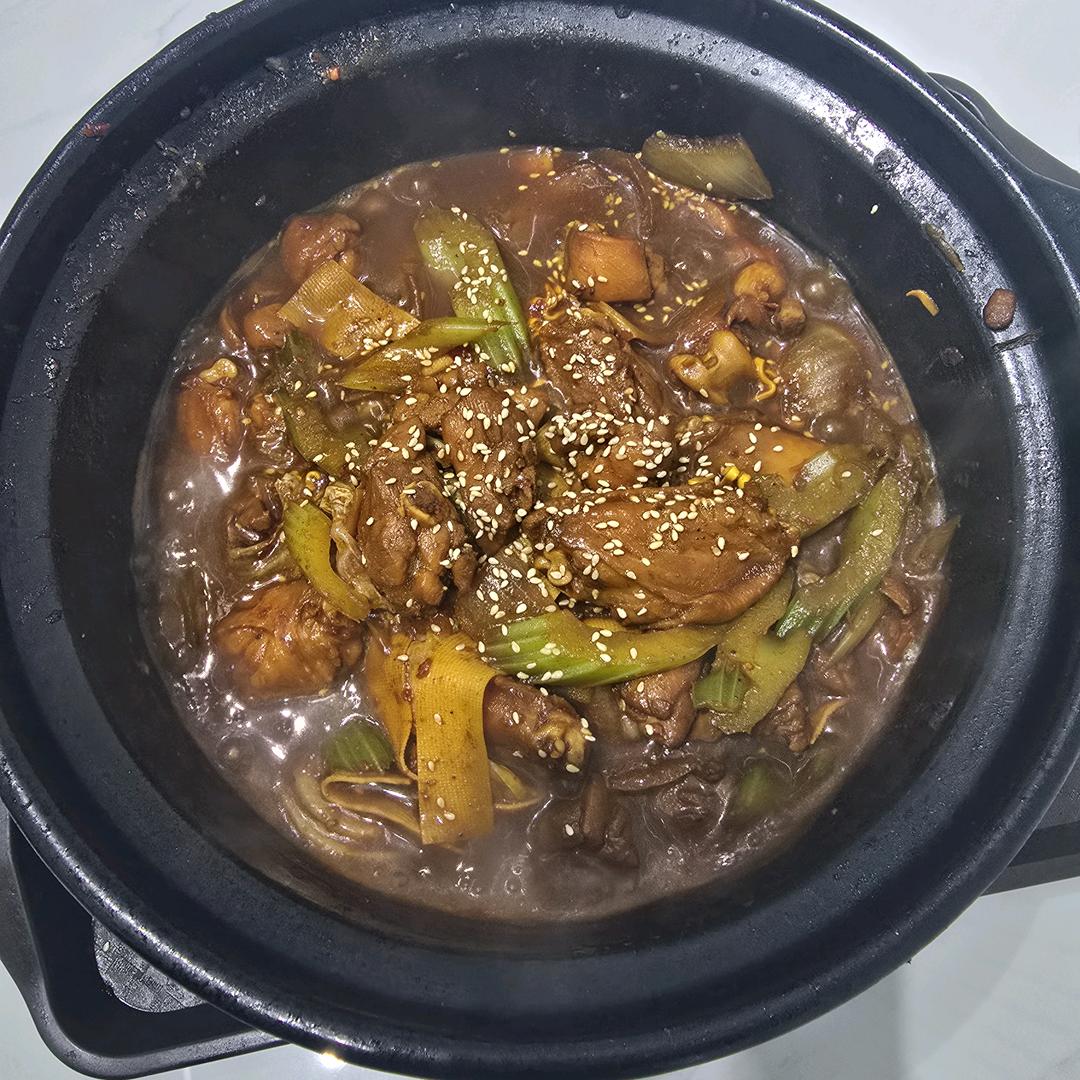 扮猪吃饲料