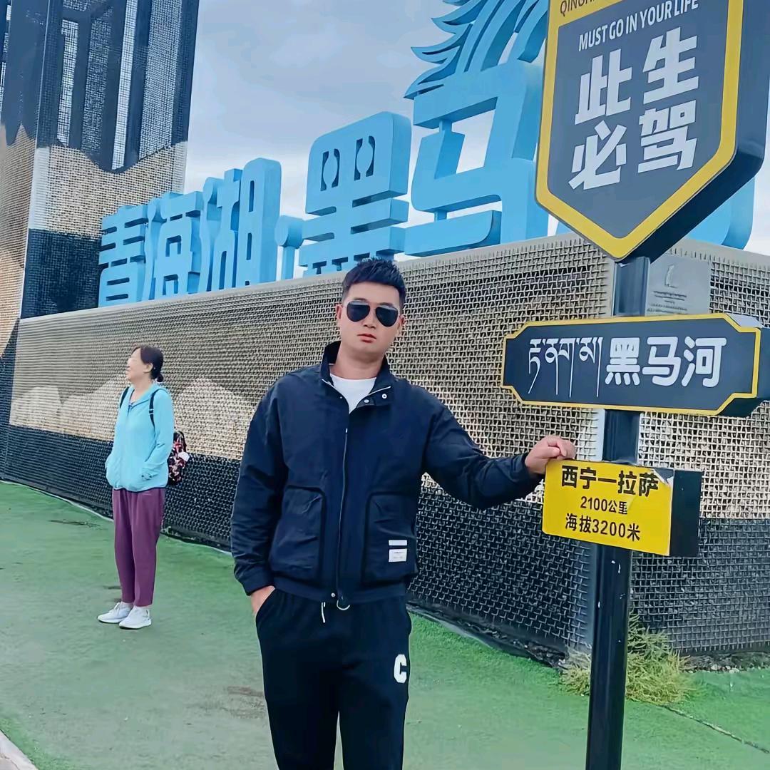小飞飞同学