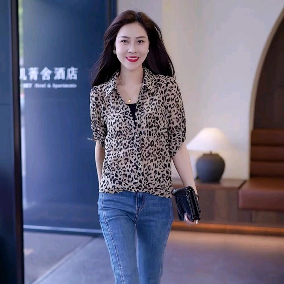 艾华莉时尚女装