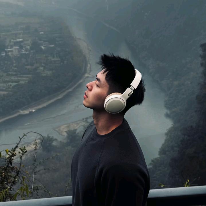 @.争做新青年