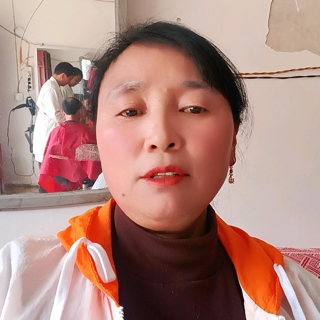 月下玫瑰