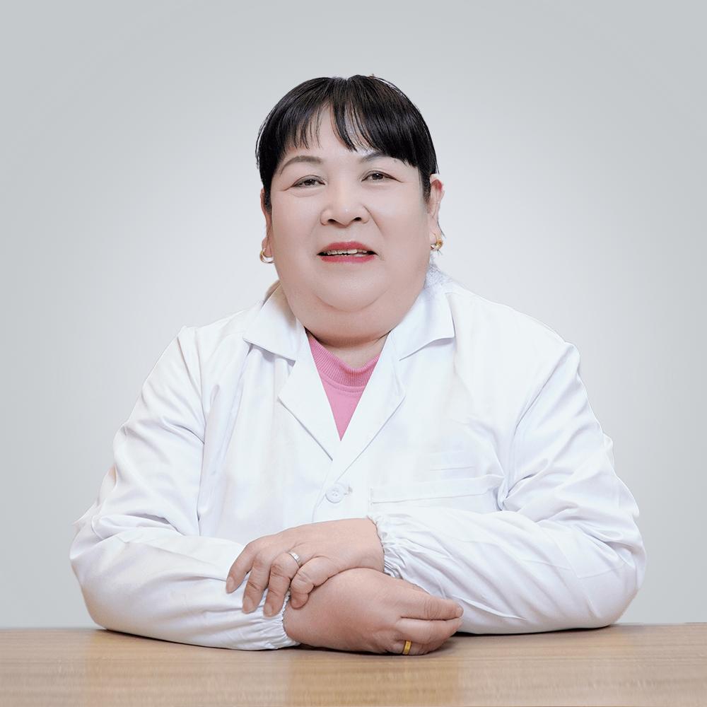 阳光灿烂。刘华伟