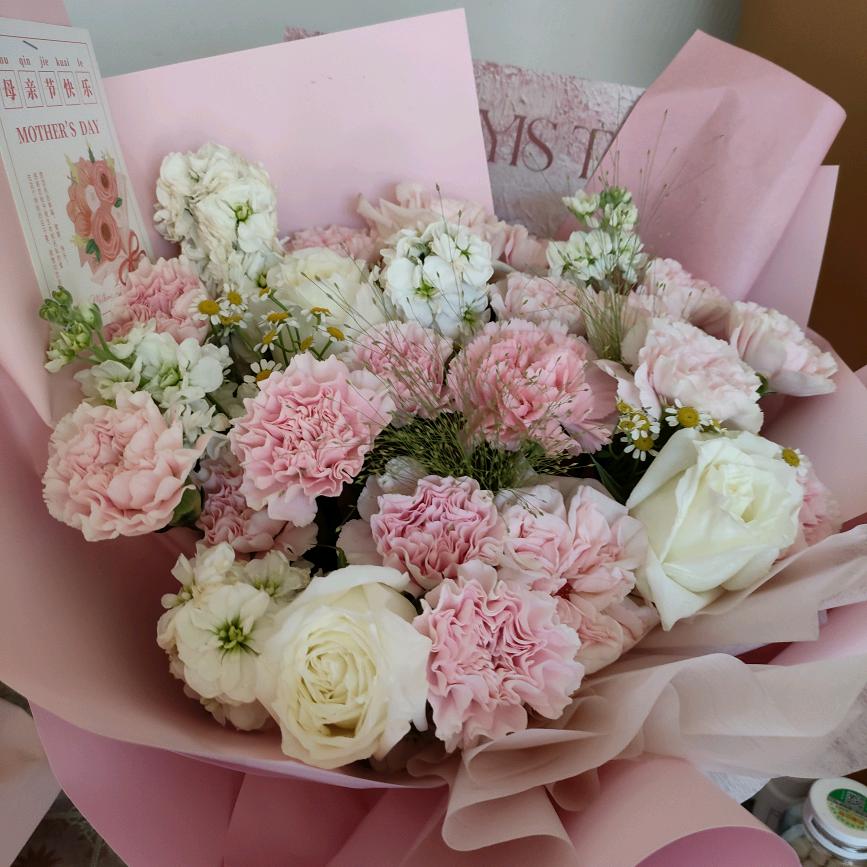 村里的姑娘（拒绝连赞）