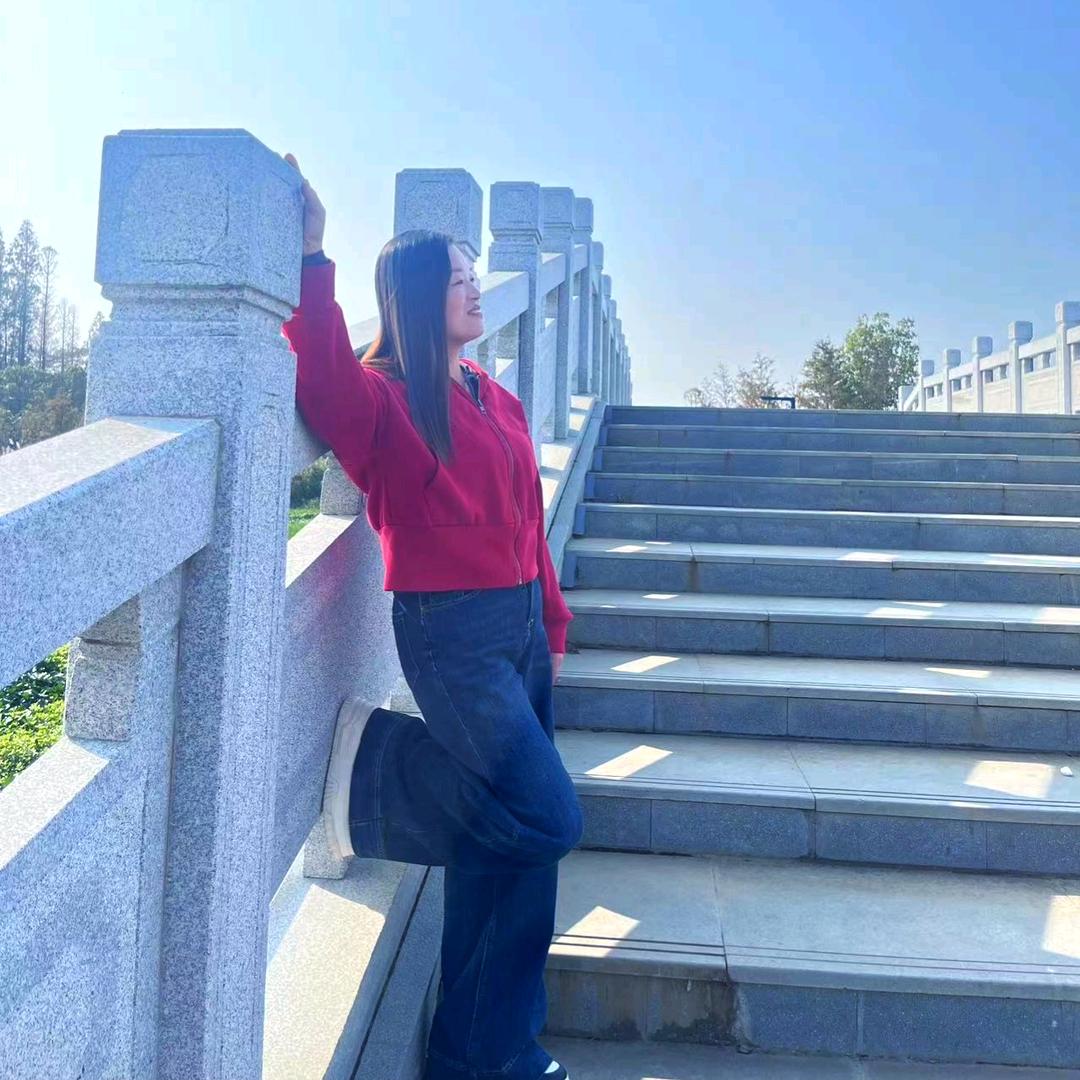 @带刺的玫瑰🌹