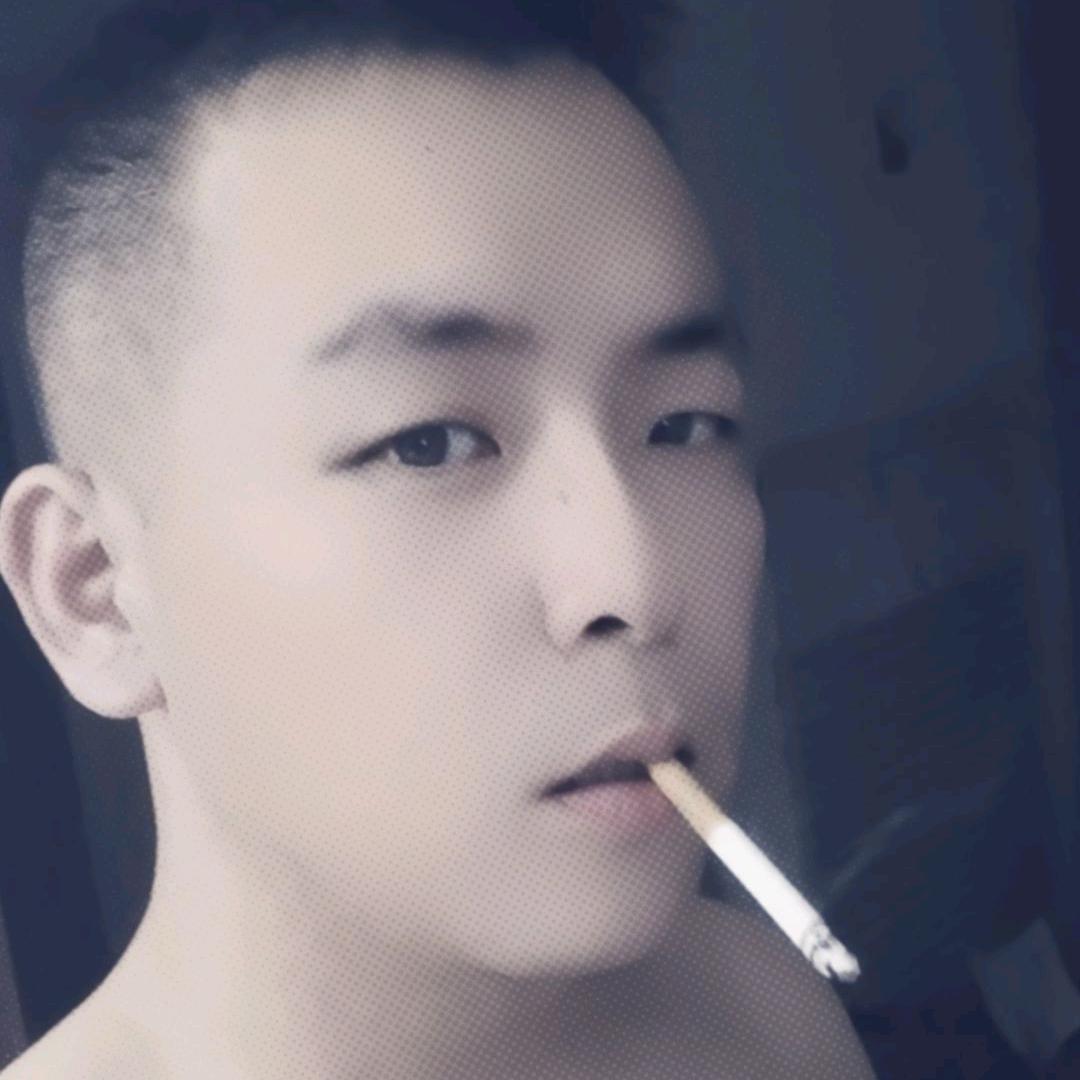 陌小雨