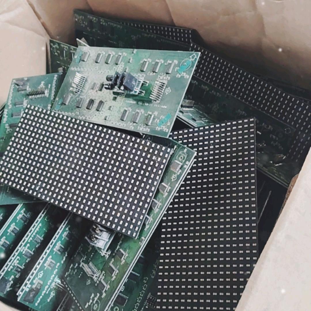 小雪回收LED灯板