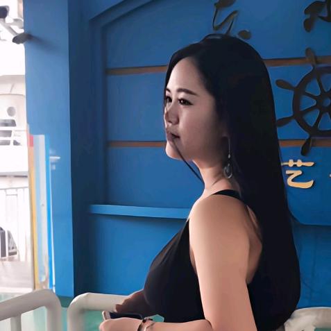依旧、👄红唇控