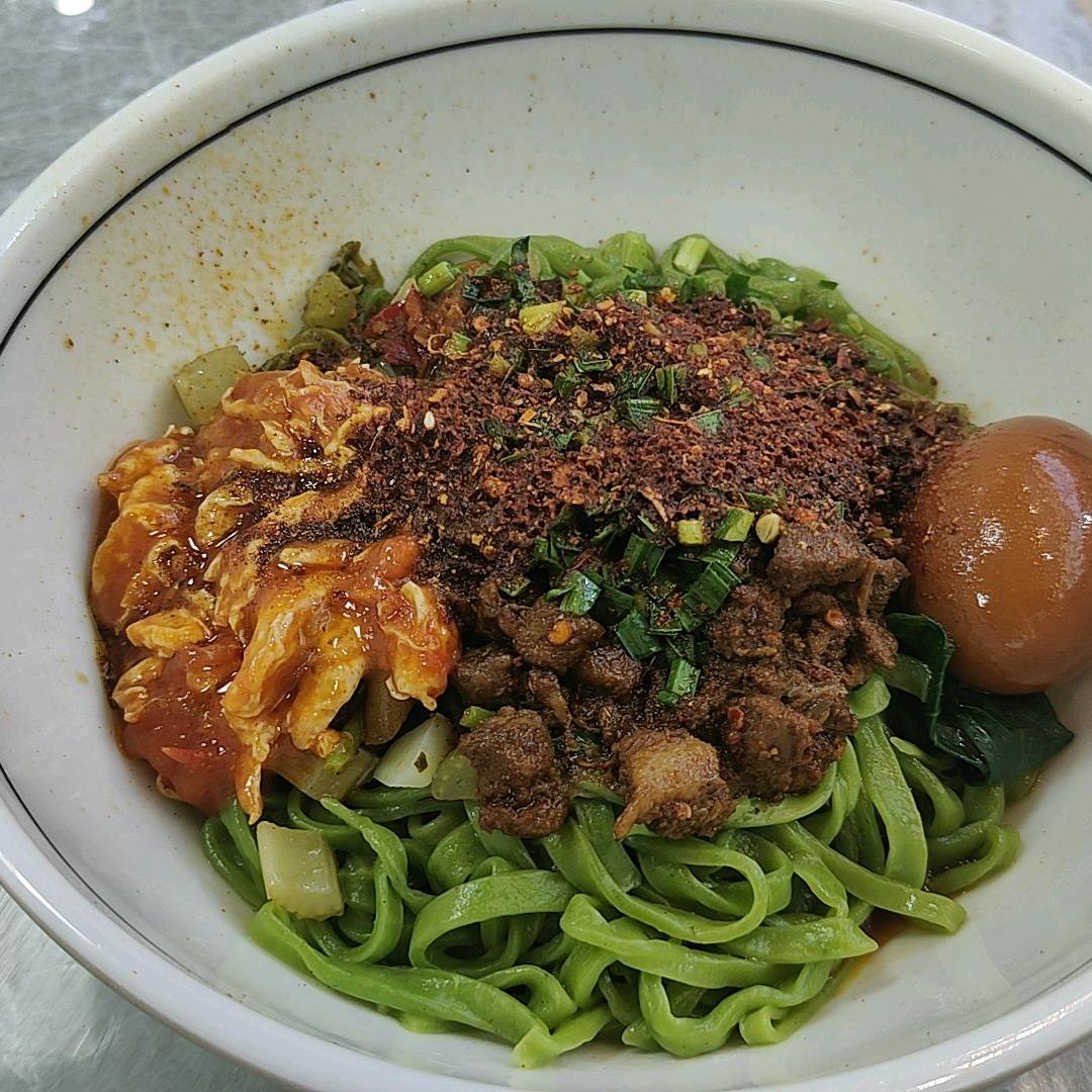 南之井菠菜面岐山哨子面