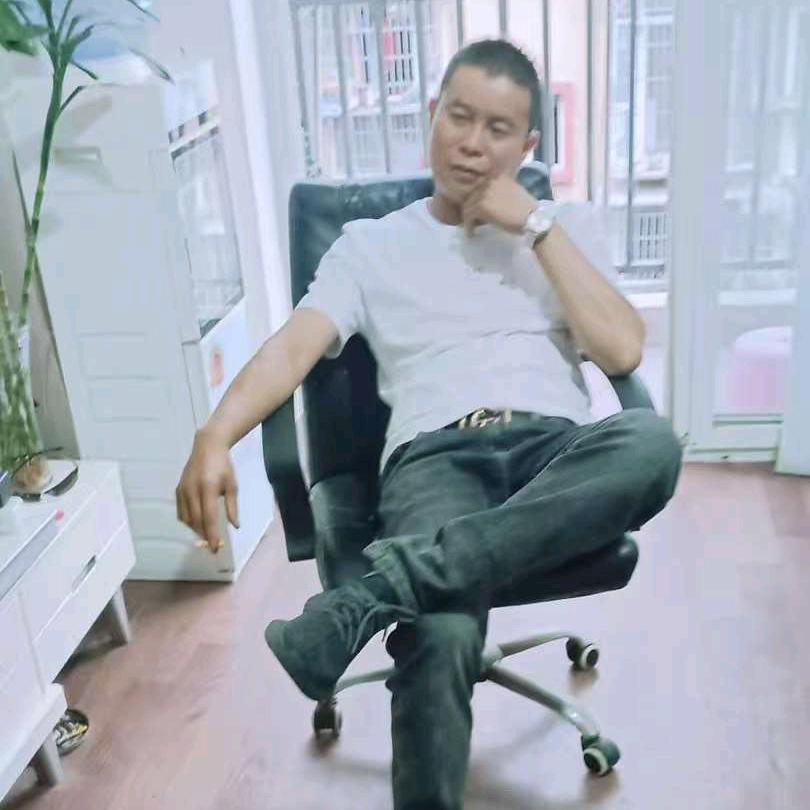 德阳市，什邡龍哥