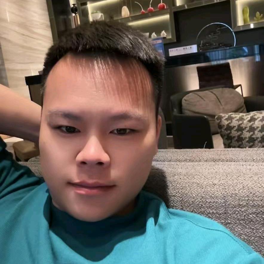 马 丁