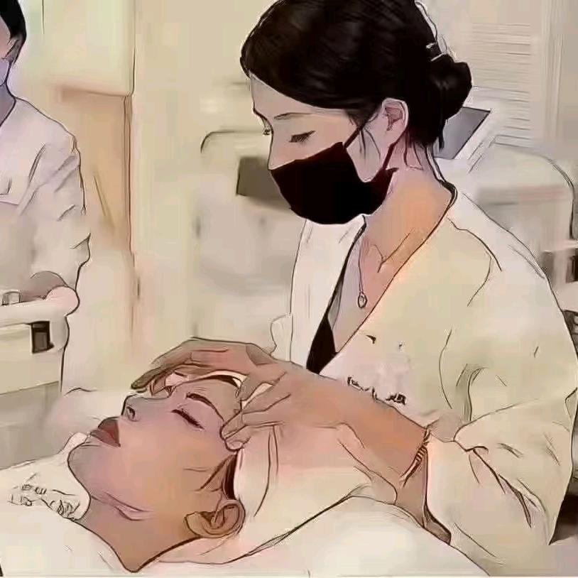 红太狼💋（爱美坊）