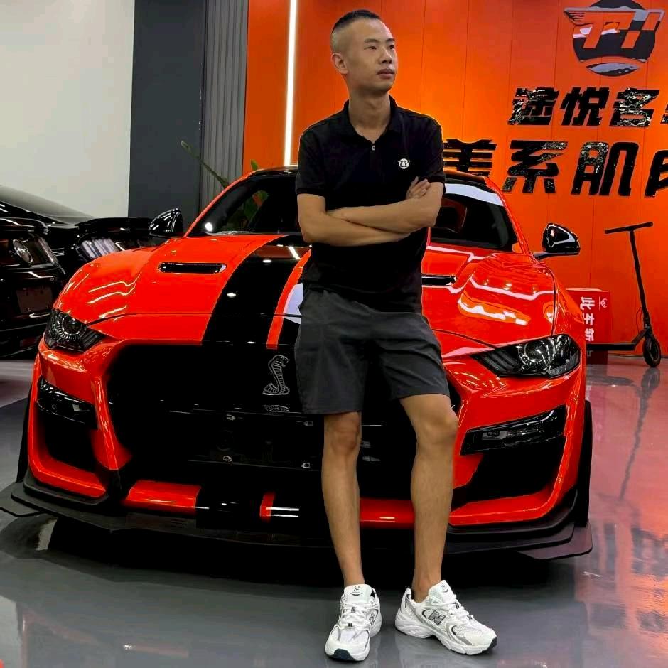 成都途悦美系肌肉车-古力