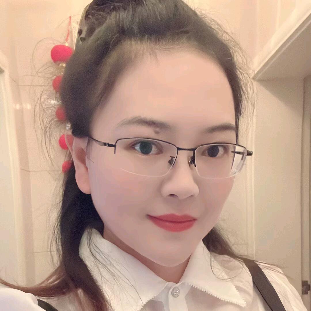 🥰默默💄