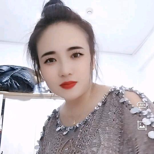 贵州小燕子。