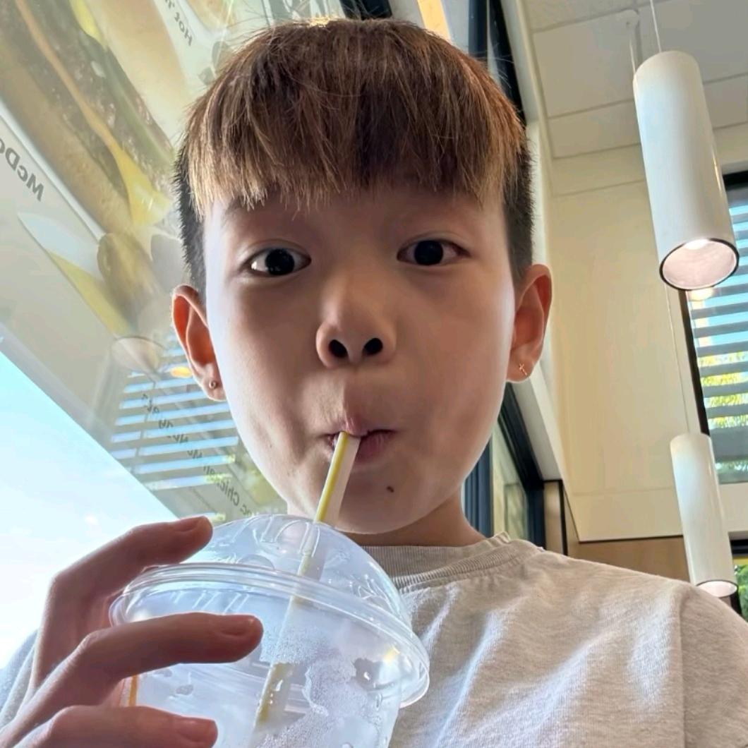 呈ggg