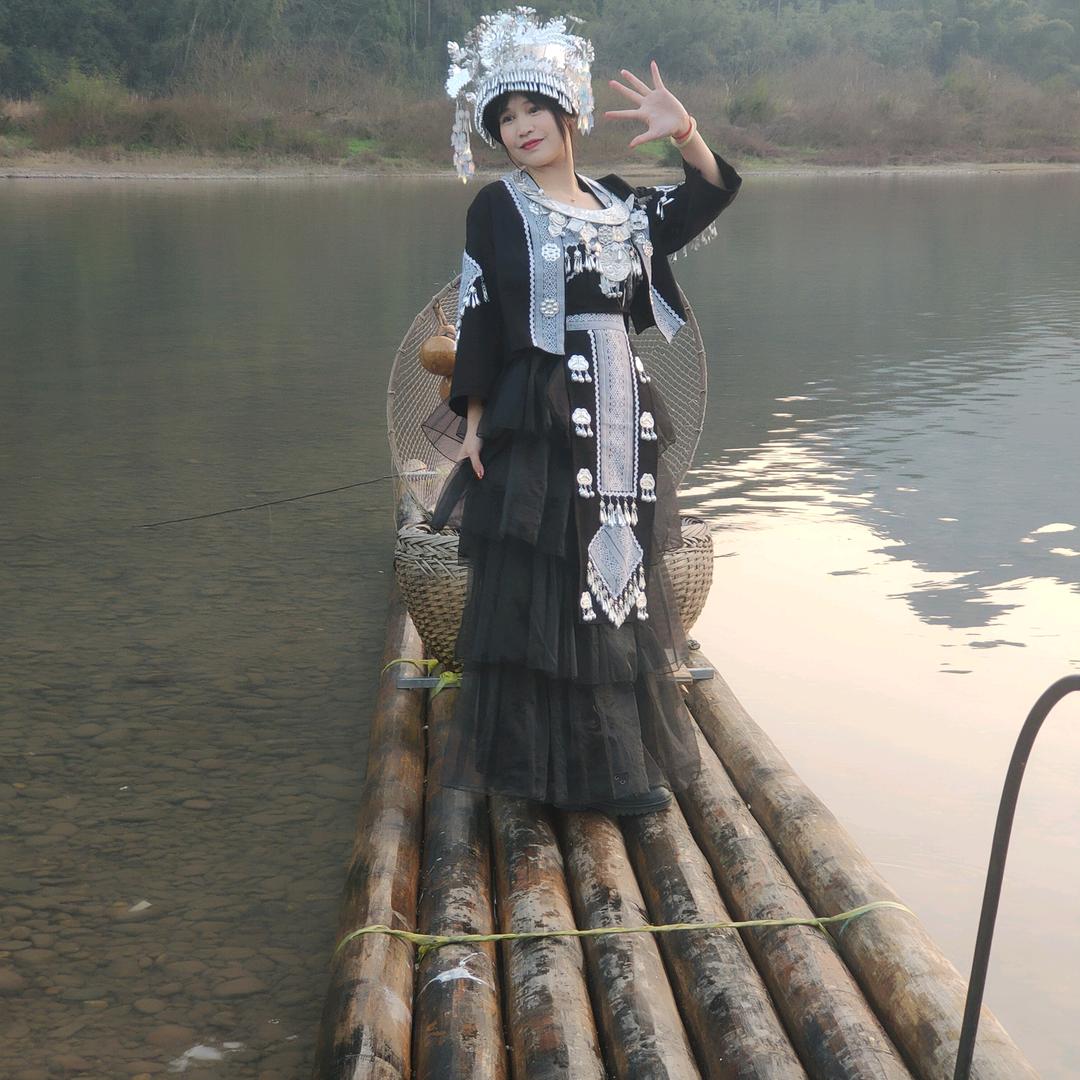 鷿穒驀驡