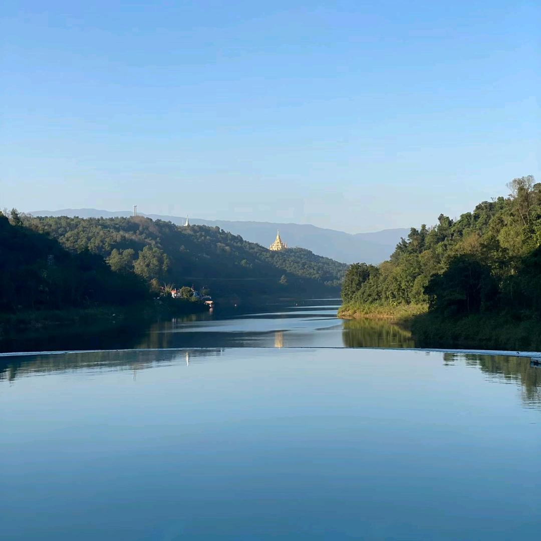 麓川