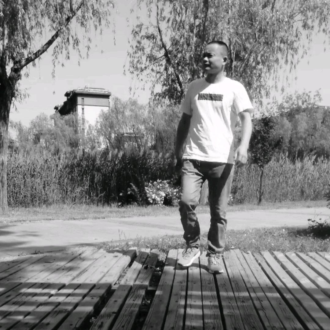 曹先森