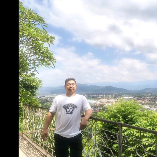 彭闯