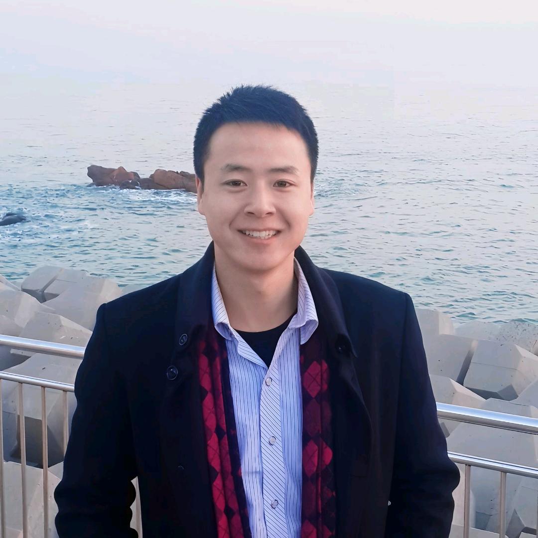 保利瑧誉府陈海东