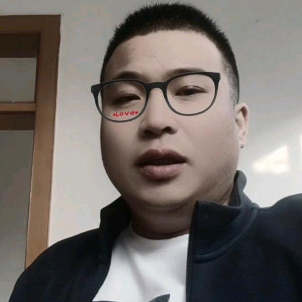 招财猫的小铃铛