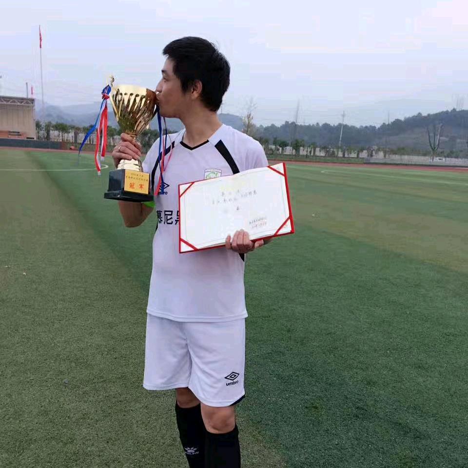 ⚽️9️⃣号🎸