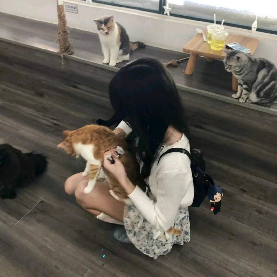 根号三