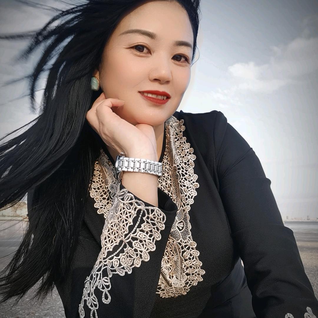 黄汐妍