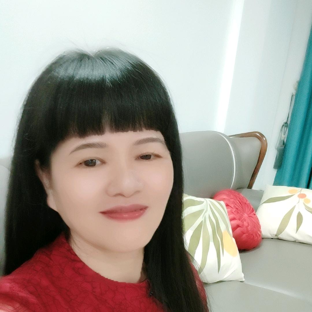 蝴蝶兰晚上7：10分开播