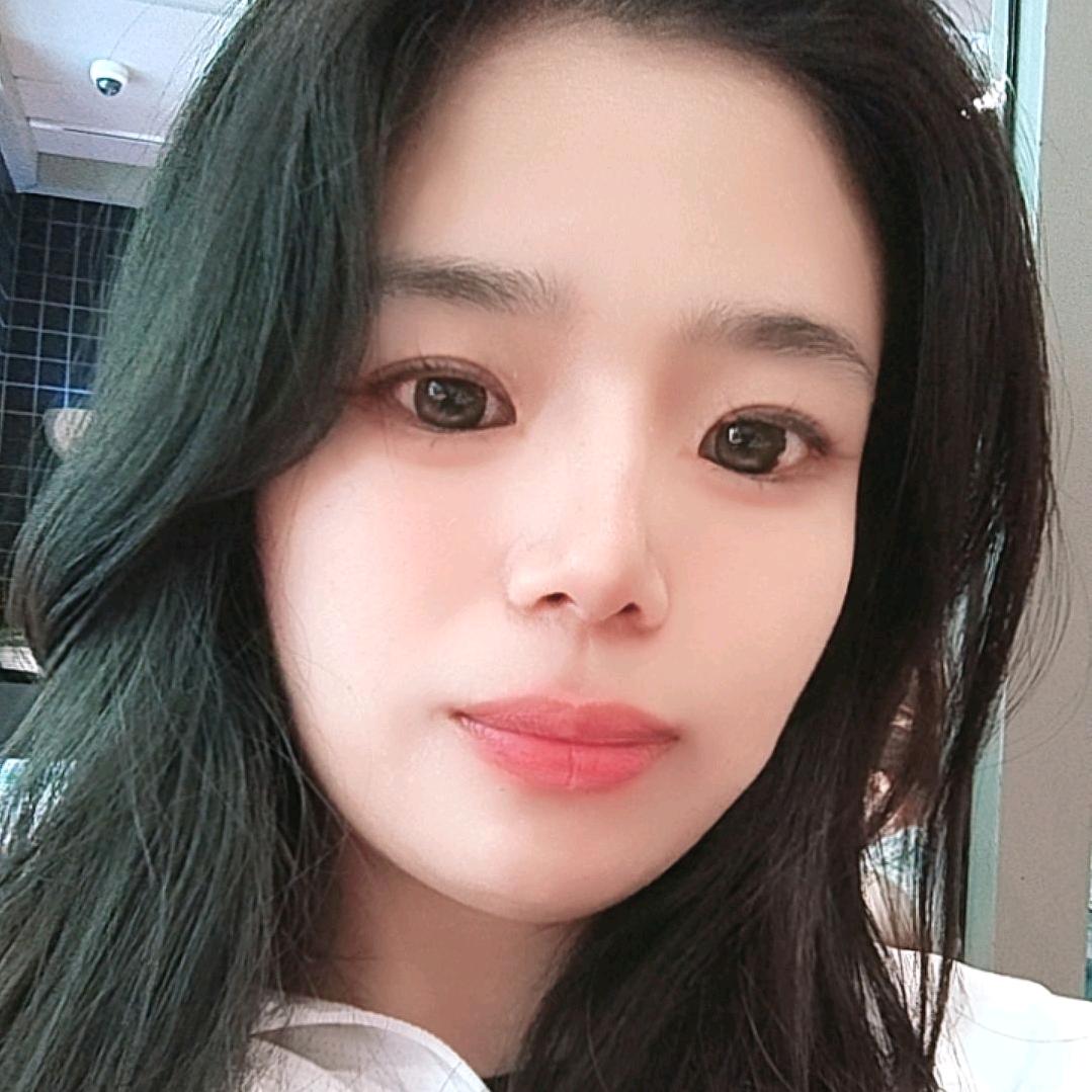 钞票好多张女士