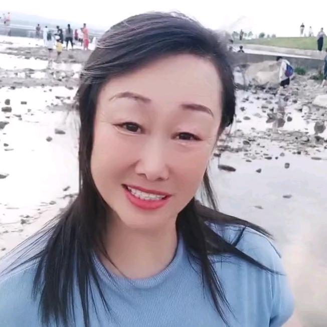坚强女人
