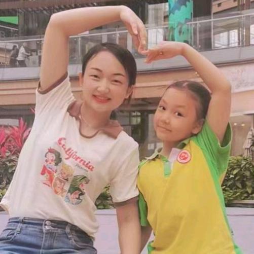 昊霖奶奶🌺🌺🍀🍀🍎🍎