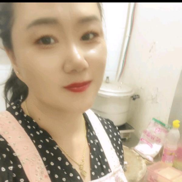 篮色丰信子