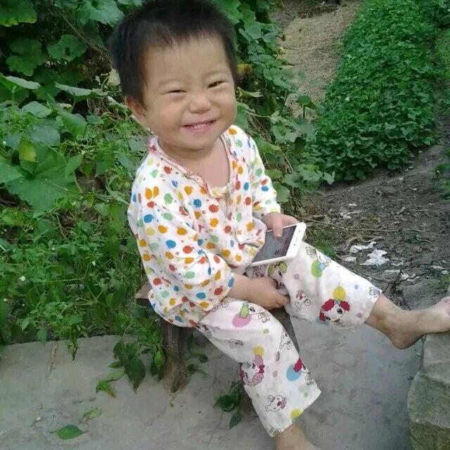 阿华。