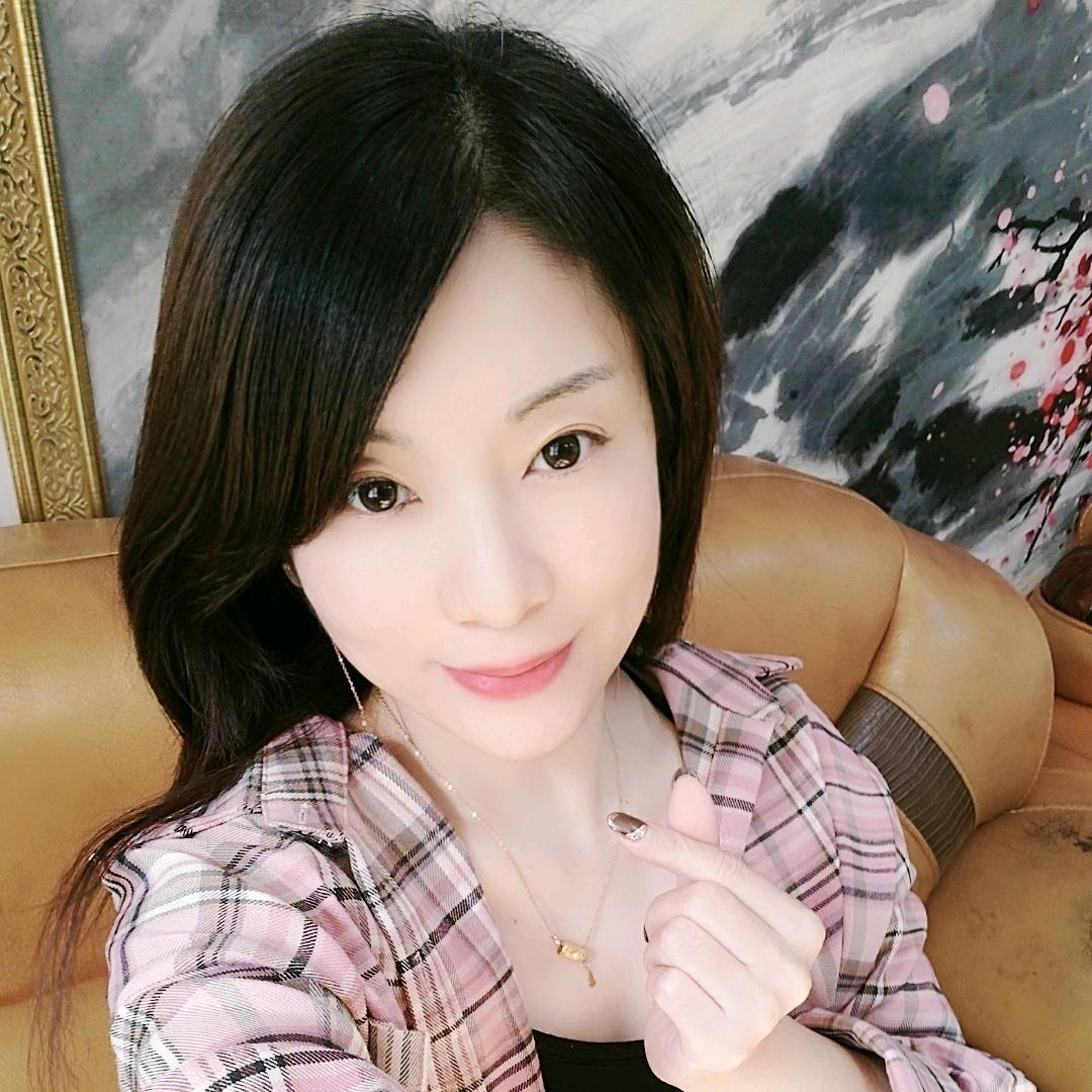 是双双姐吖