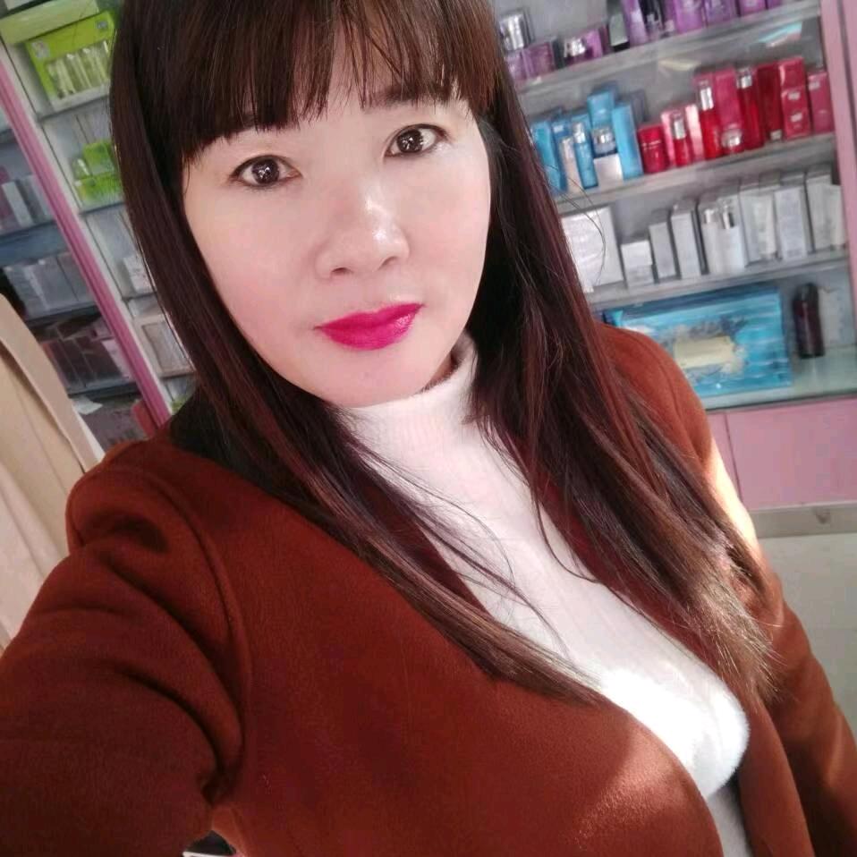 春霞超市  首播下午七点开播