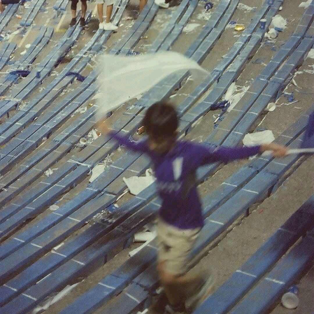 罗L
