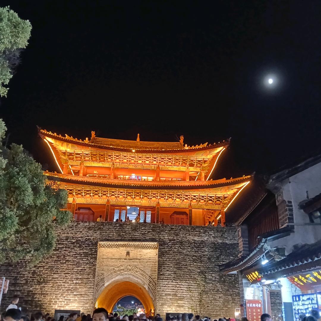 一把扳手混江湖