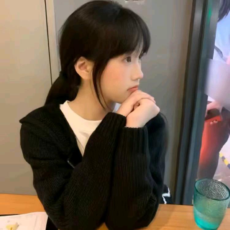 ㅤㅤㅤㅤ黎 ·