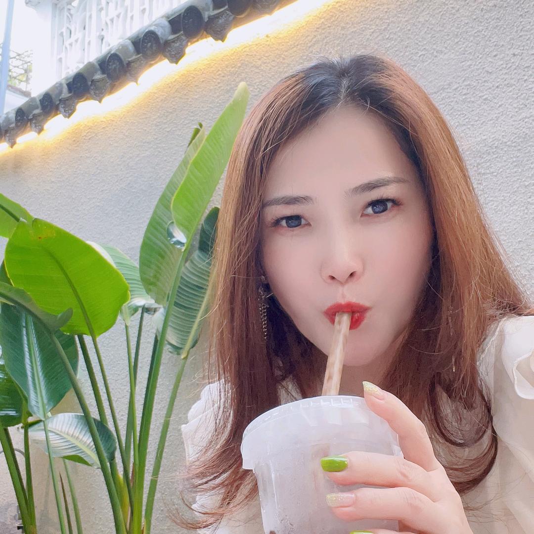 龚小姐洗脸吧