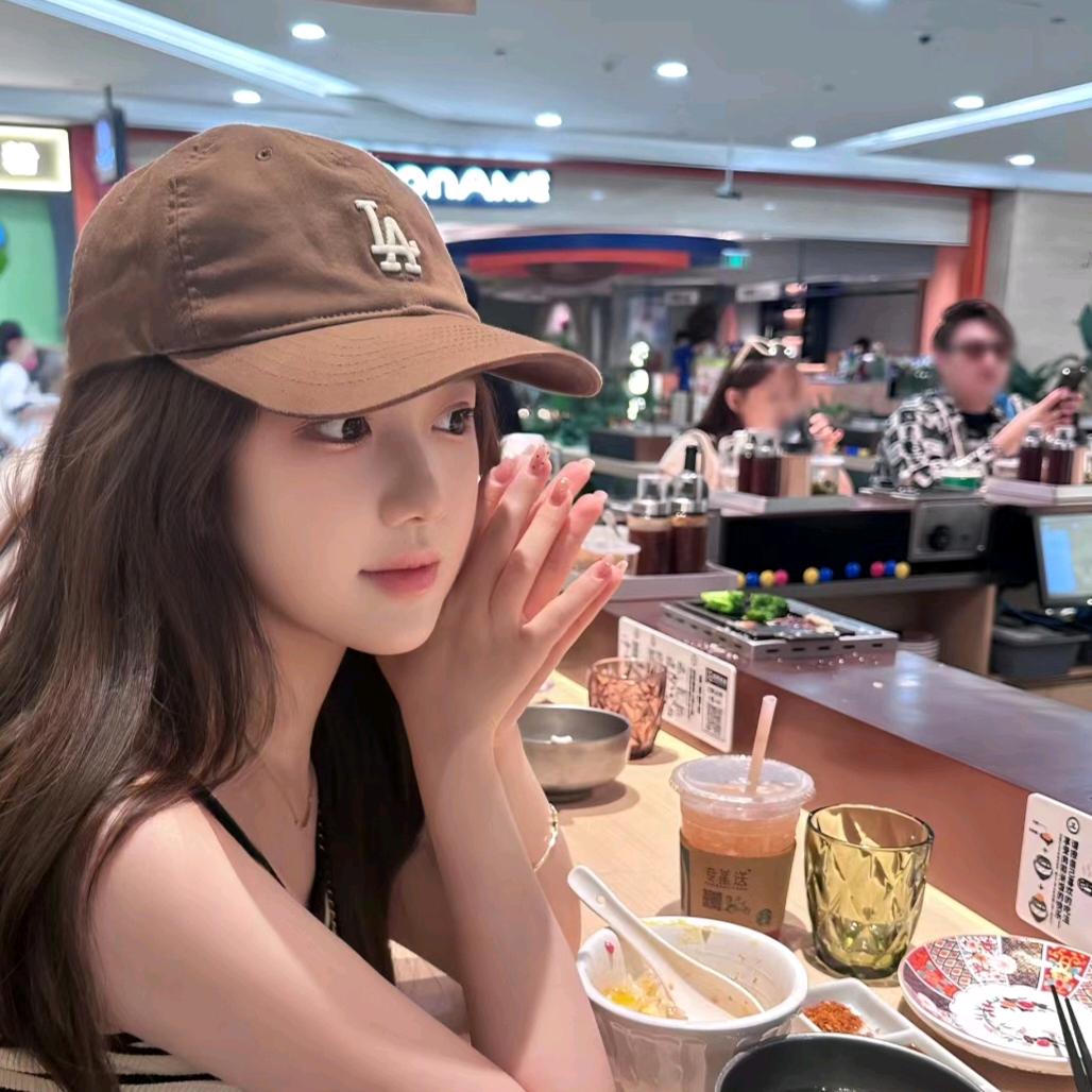 花痴少女😍