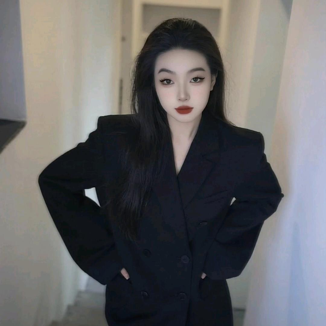 Li～Ying～Xin