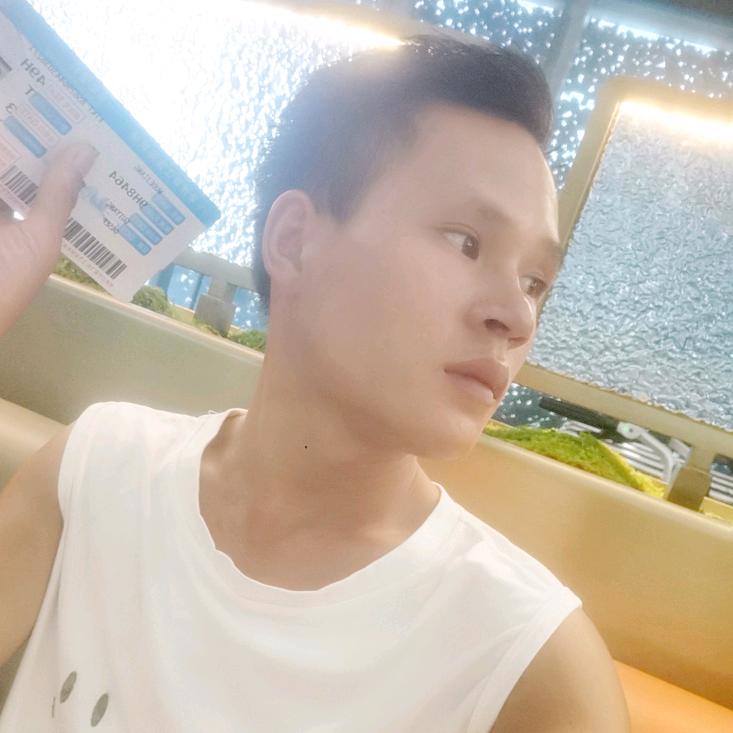浅笑路人💋