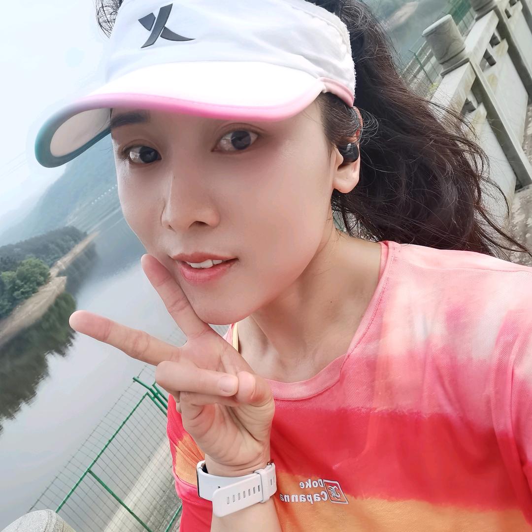 澜珊珊