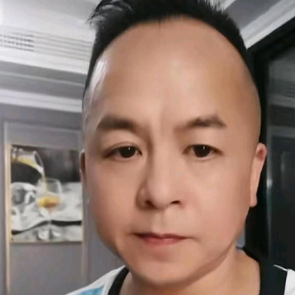 内江天居装饰公司老郑