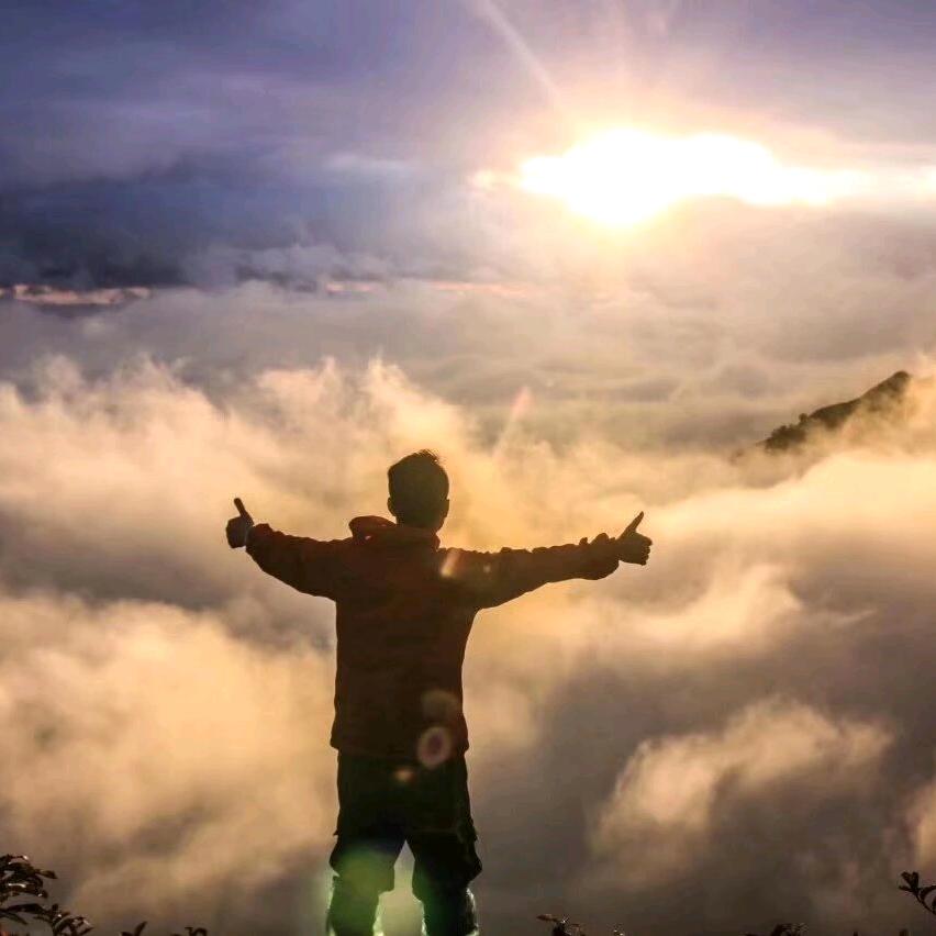 🚬无畏 এۣ 前行